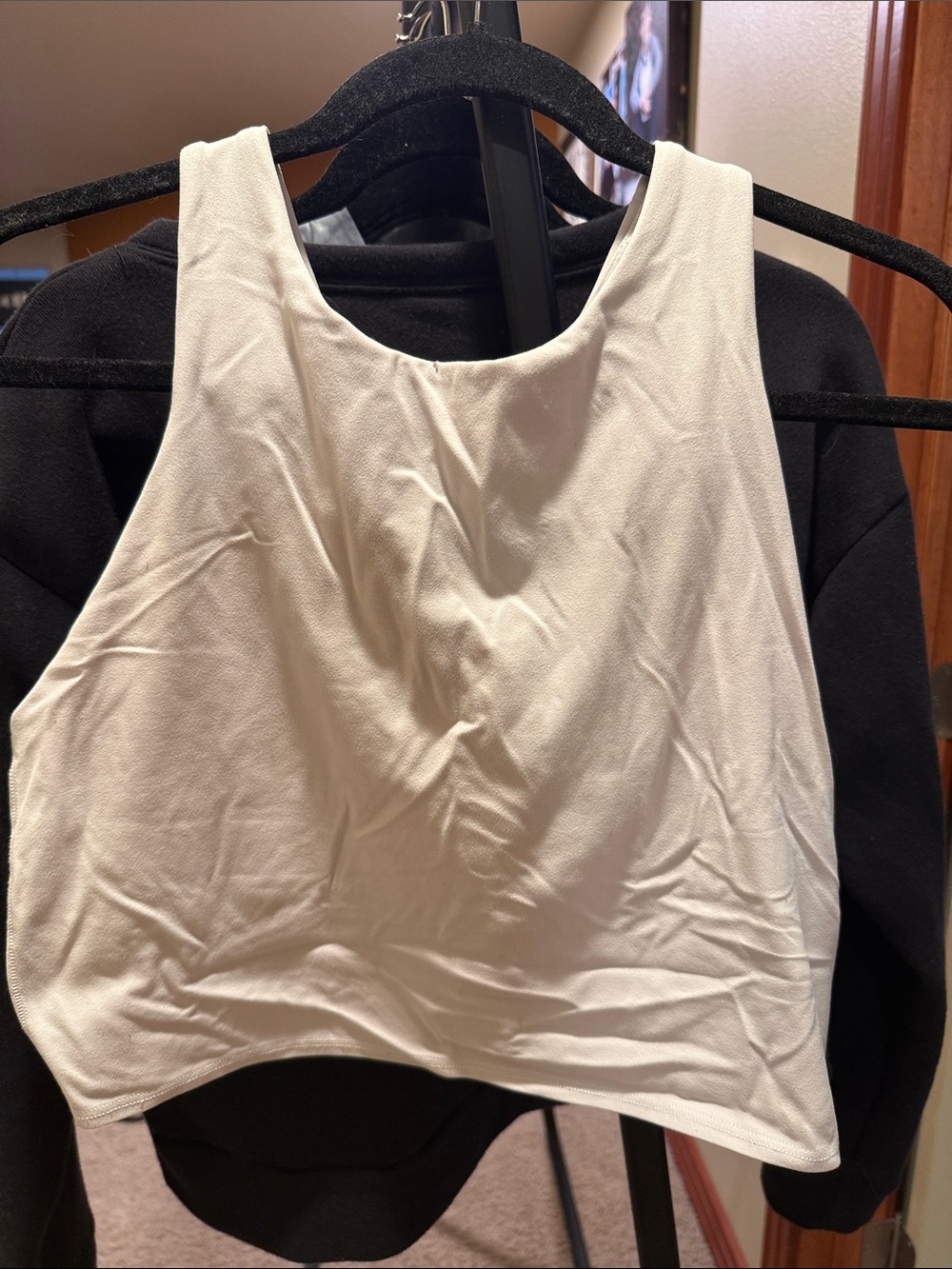 Athleta Cream Cropped Tank